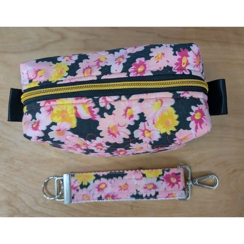 Embroidered MAKEUP Cosmetic Toiletries Pink Daffodils + Matching Key Fob SET